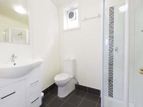 Graham Apartments - Tourism Canberra 10