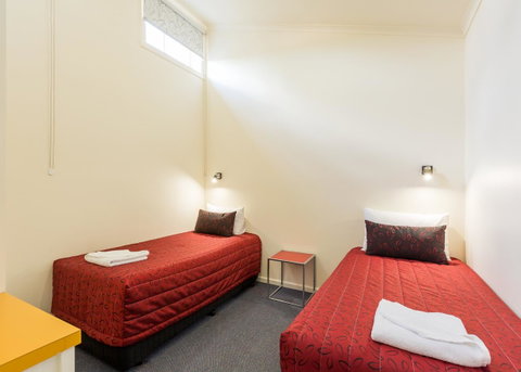Graham Apartments - Tourism Canberra 7