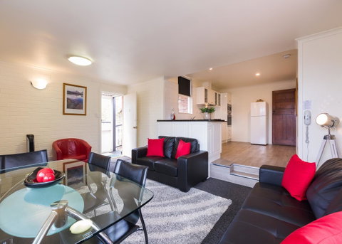 Graham Apartments - Tourism Canberra 19