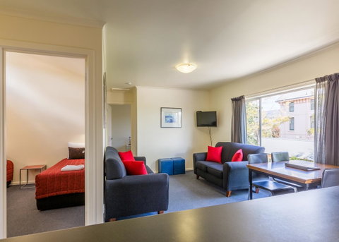 Graham Apartments - Tourism Canberra 15