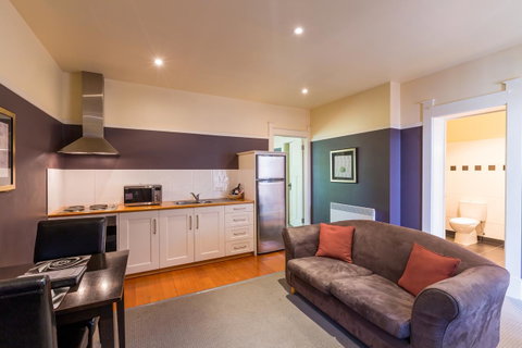 Graham Apartments - Tourism Canberra 38