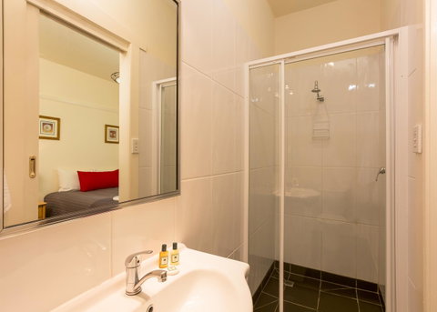 Graham Apartments - Tourism Canberra 24