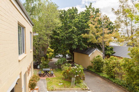 Graham Apartments - Tourism Canberra 5