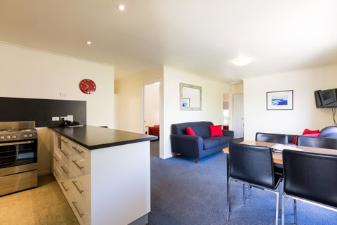 Graham Apartments - Tourism Canberra 14