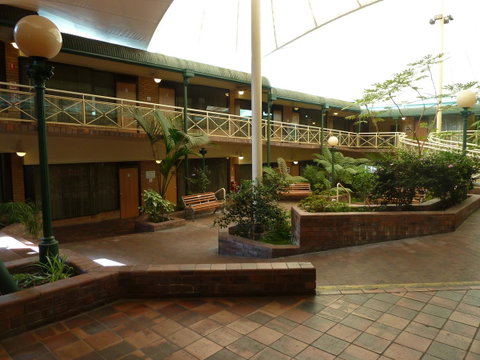 Mayfair Plaza Motel And Apartments - Tourism Canberra 14