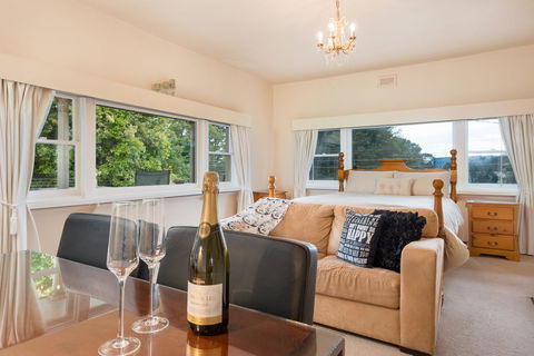 Jones On Wilson Boutique B&B - Tourism Canberra 8