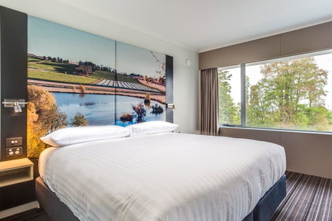 Hotel Launceston - Tourism Canberra 2
