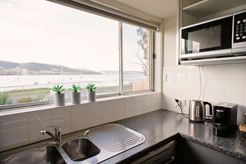 The Holiday Home People - Tourism Canberra 4