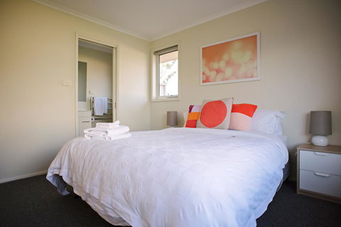 The Holiday Home People - Tourism Canberra 14