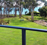 Four Seasons Waterfront Villas - Tourism Canberra
