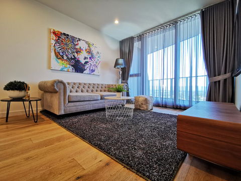 NEW 2 Rooms 2 Baths Apartment In Glen Waverley - Tourism Canberra 0