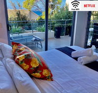 NEW Sunshine Beach Family Escape 3 bedroom with Free Wifi and Parking - Tourism Canberra