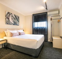 Nightcap at Hendon Hotel - Tourism Canberra