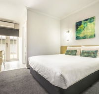 Nightcap at Skyways Hotel - Tourism Canberra