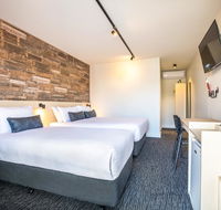 Nightcap at Westside Hotel - Tourism Canberra