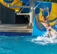 Nobby Beach Holiday Village - Tourism Canberra