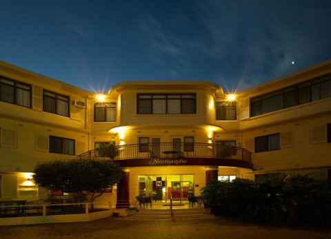 Normandie Inn And Function Centre - Tourism Canberra 0