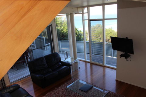 NORTHPOINT 1 - Tourism Canberra 3