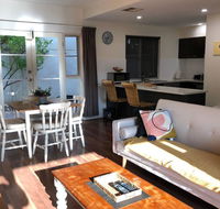Norwood Townhouse City Fringe - Tourism Canberra