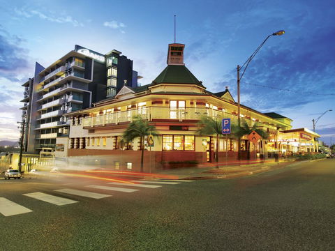 Oaks Gladstone Grand Hotel - Tourism Canberra 3