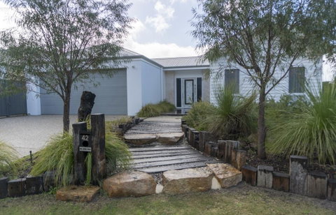 OCEAN & EARTH - Tourism Canberra 0