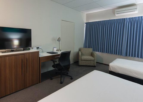 Ocean Centre Hotel - Tourism Canberra 1