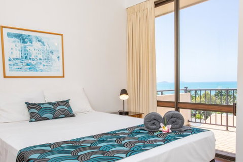 OCEAN VIEWS 10 - Tourism Canberra 0