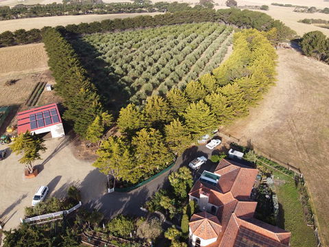 OMARU FARM STAY - Tourism Canberra 1