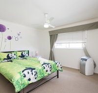 Panda Holiday -Close Mountain Ocean Pet Friendly - Tourism Canberra