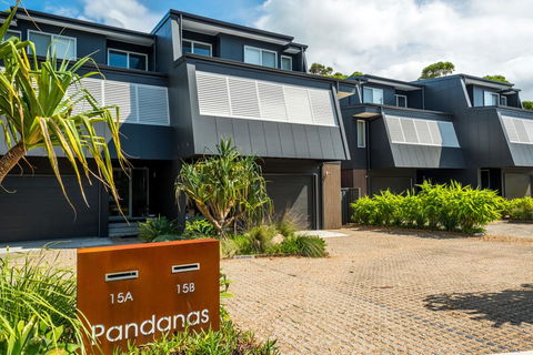 Pandanas Apartments 15B - Mollymook Beach - Tourism Canberra 2