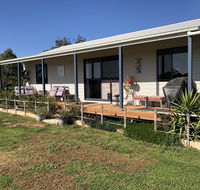 PANORAMA  Lismar Lodge - Tourism Canberra