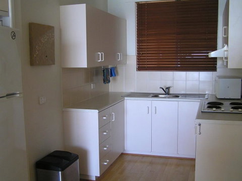 Park Towers Holiday Units - Tourism Canberra 3