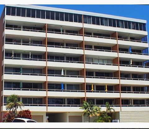 Park Towers Holiday Units - Tourism Canberra 0
