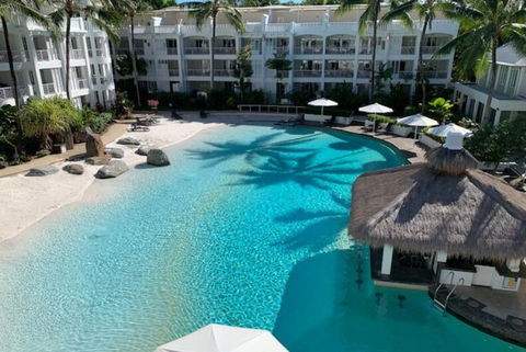 PENTHOUSE 3133 Beach Club - Tourism Canberra 0