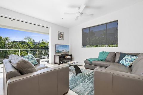 Perfect Getaway, Sunshine Beach - Tourism Canberra 1