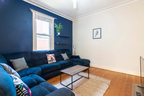 PET FRIENDLY FAMILY HOME WILLOUGHBY - Tourism Canberra 0