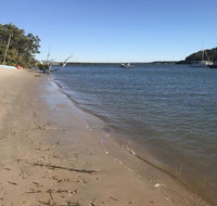 Pet Friendly Waterfront Holiday House on Peacefull Island with Bikes and Kayaks - Tourism Canberra