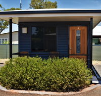 Pick A Box Motel - Tourism Canberra