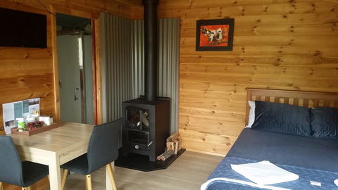 Pleasant Mountain Retreat - Tourism Canberra 2