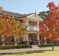 Plumes on the Green Boutique Bed  Breakfast - Tourism Canberra