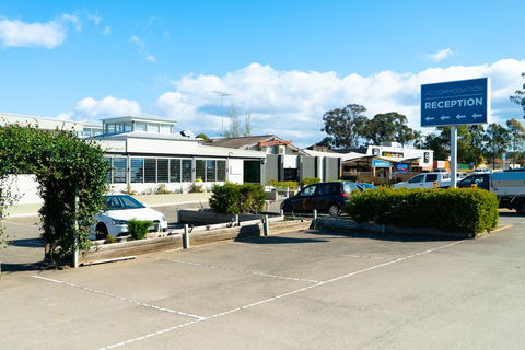 Plumpton Hotel - Tourism Canberra 0