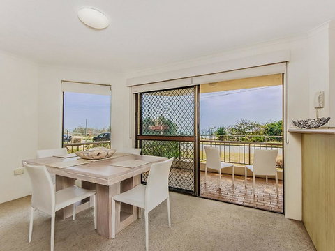 POINTVIEW LODGE, UNIT 2 - Tourism Canberra 1