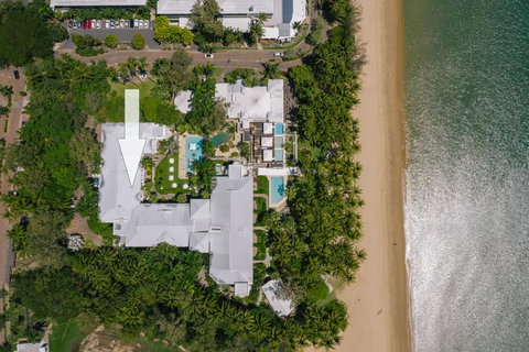 Poolside Apt In Alamanda Beachfront Resort 74 - Tourism Canberra 1