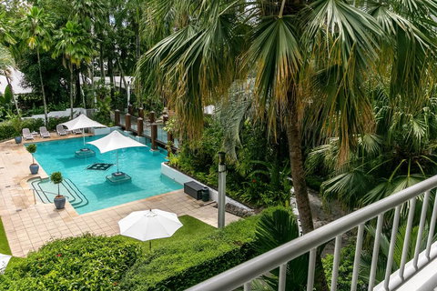 Poolside Apt. In Alamanda Beachfront Resort (56) - Tourism Canberra 3