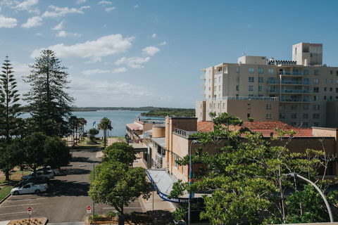 Port Macquarie Hotel - Tourism Canberra 0