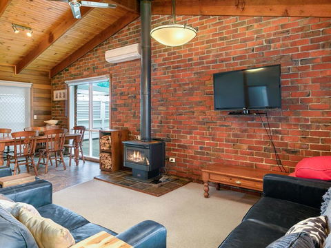 Powlett Place - Tourism Canberra 2
