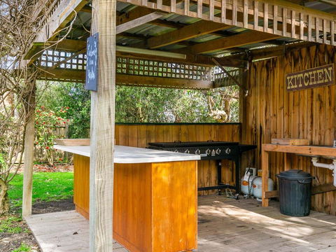 Powlett Place - Tourism Canberra 3