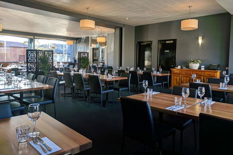 Prince Of Wales Hotel - Tourism Canberra 1