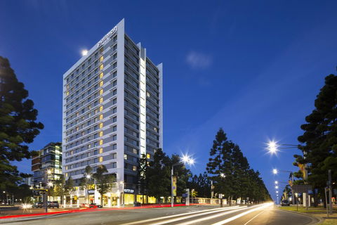 Pullman Sydney Olympic Park - Tourism Canberra 1