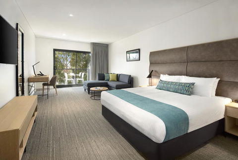 Quality Hotel Lakeside - Tourism Canberra 2